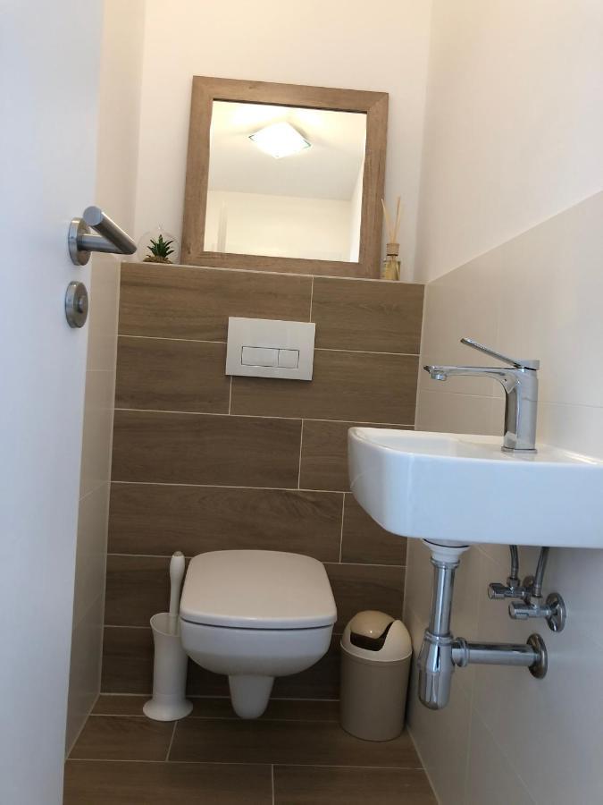 Tatra Billetee Apartman S Luxusnym Vyhladom Na Vysoketatry A Sukromnym Wellness Poprad Exterior photo