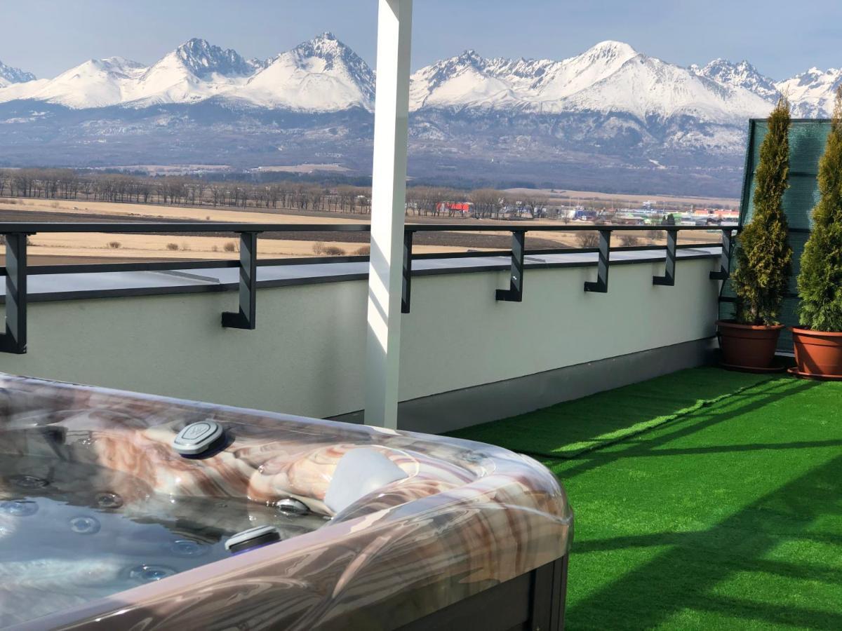 Tatra Billetee Apartman S Luxusnym Vyhladom Na Vysoketatry A Sukromnym Wellness Poprad Exterior photo